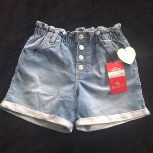 Jordache, size 10, never worn, good condition.